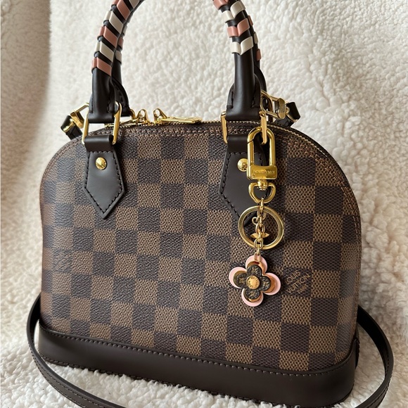 💖Gorgeous Authentic Louis Vuitton Alma BB! - Picture 3 of 16